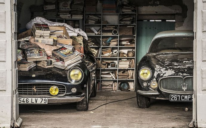 60 Vintage Cars Found In French Farm Garage After 50 Years Are