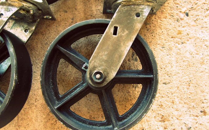 Antique Casters | Vintage Industrial Furniture