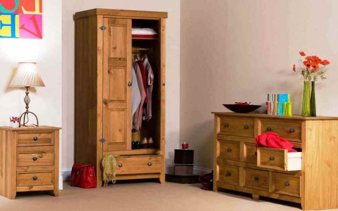 Antique pine bedroom furniture - Bedroom Design Ideas