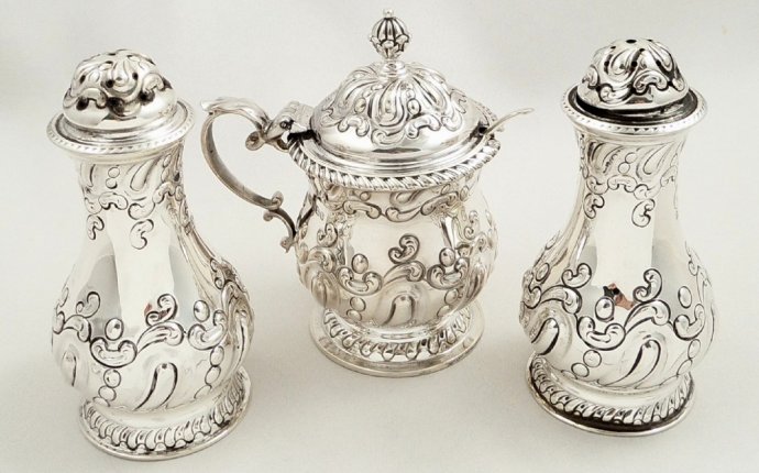 Antique Victroian Sterling Silver 3 Piece Cruet Set 1898 | 301872