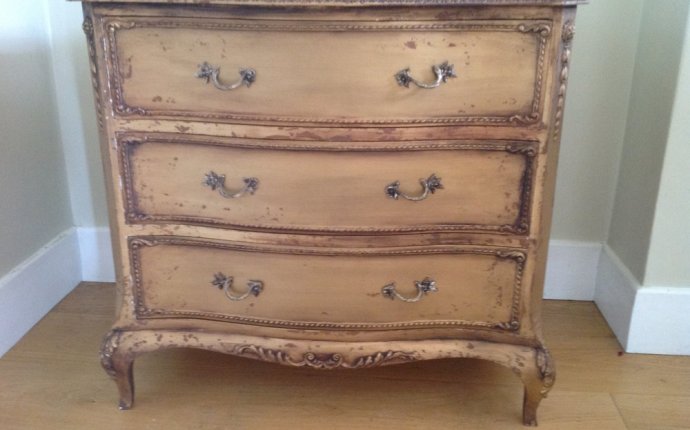 Antiques Atlas - Small Gold Chest Of Drawers