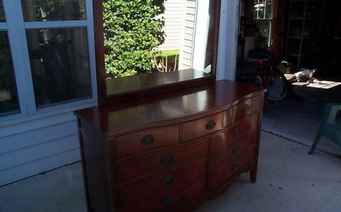 Dixie Furniture Bedroom Set | My Antique Furniture Collection