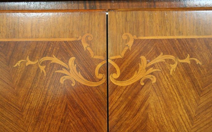 How Bad Is Wood Veneer on Furniture? - The Harp Gallery