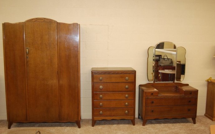 How Much Is This Harris Lebus Furniture Worth? I Have A Va | My