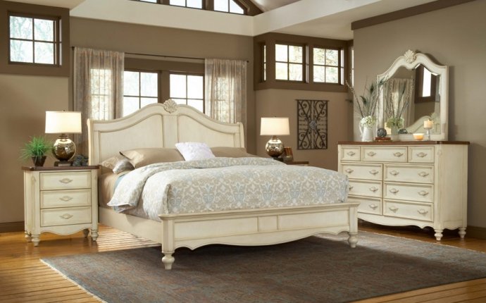 White Antique Look Bedroom Furniture - Bedroom Design Ideas