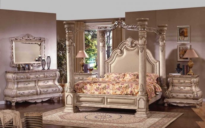 Antiques Bedroom Furniture