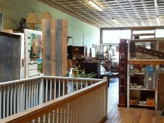 Marketplace Antiques in downtown Augusta, Georgia / www.sadieseasongoods.com Marketplace Antiques in downtown Augusta, Georgia / www.sadieseasongoods.com