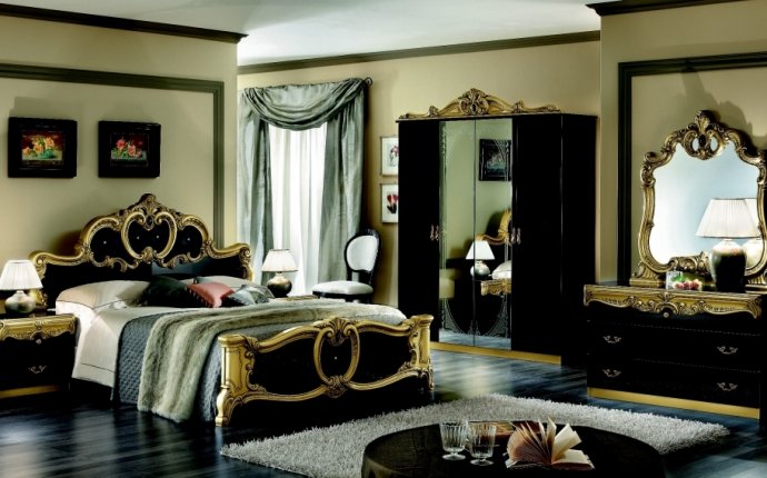 Modern Bedroom with Antique Furniture