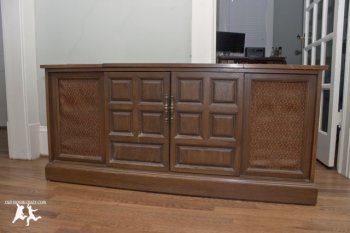 Old House Crazy - DIY - Restore an Old Stereo Console - 01