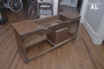 Old House Crazy - DIY - Restore an Old Stereo Console - All Components Removed
