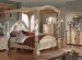 Antique Furniture Decorating Ideas
